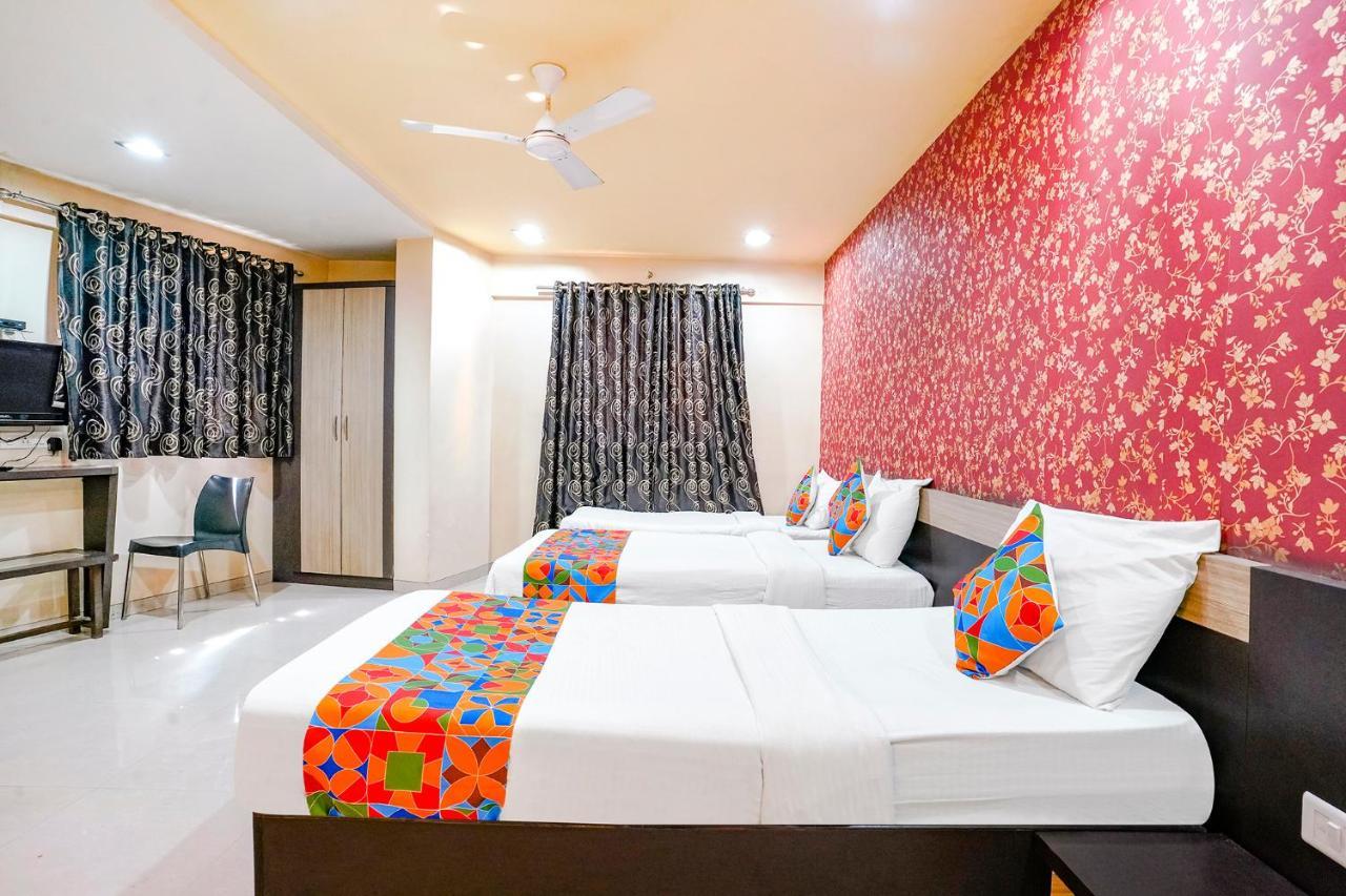 Itsy Regency Hotel 3*