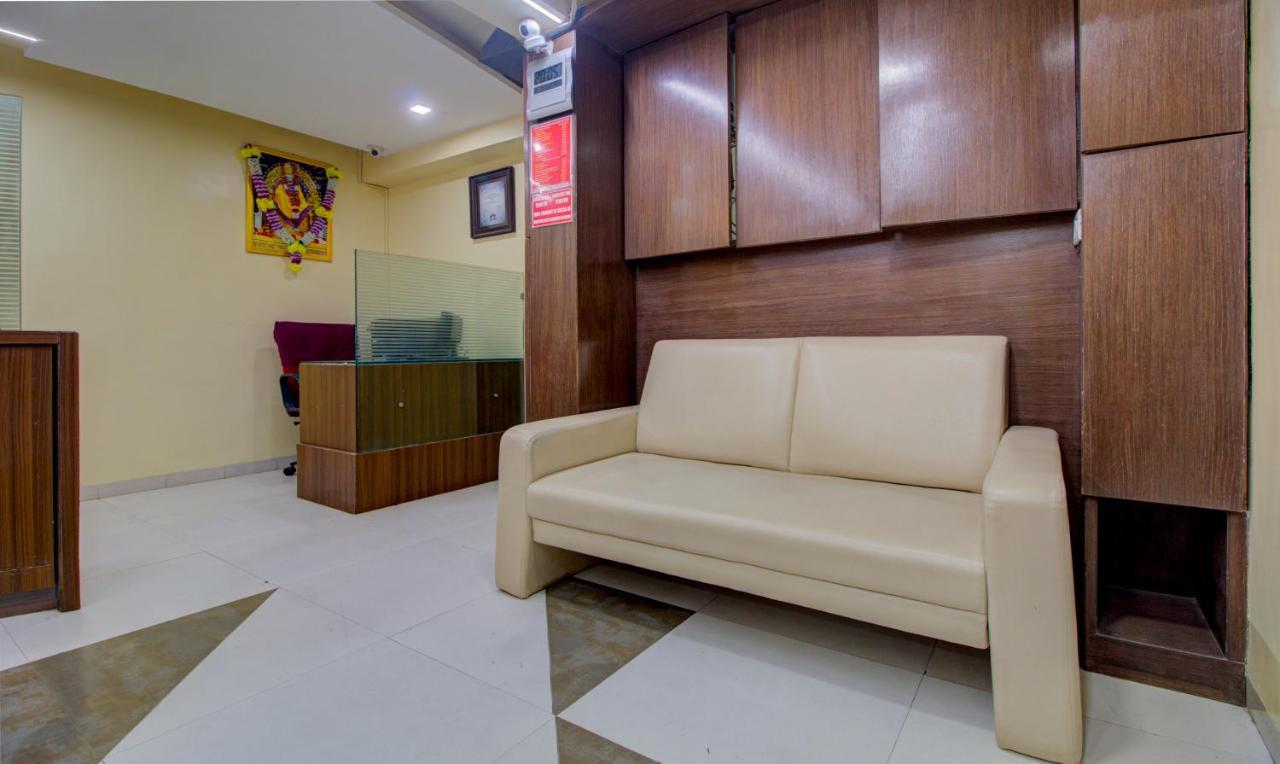Itsy Regency Hotel